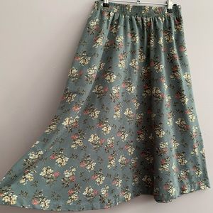 Vintage Jonny Appleseed’s Floral Skirt